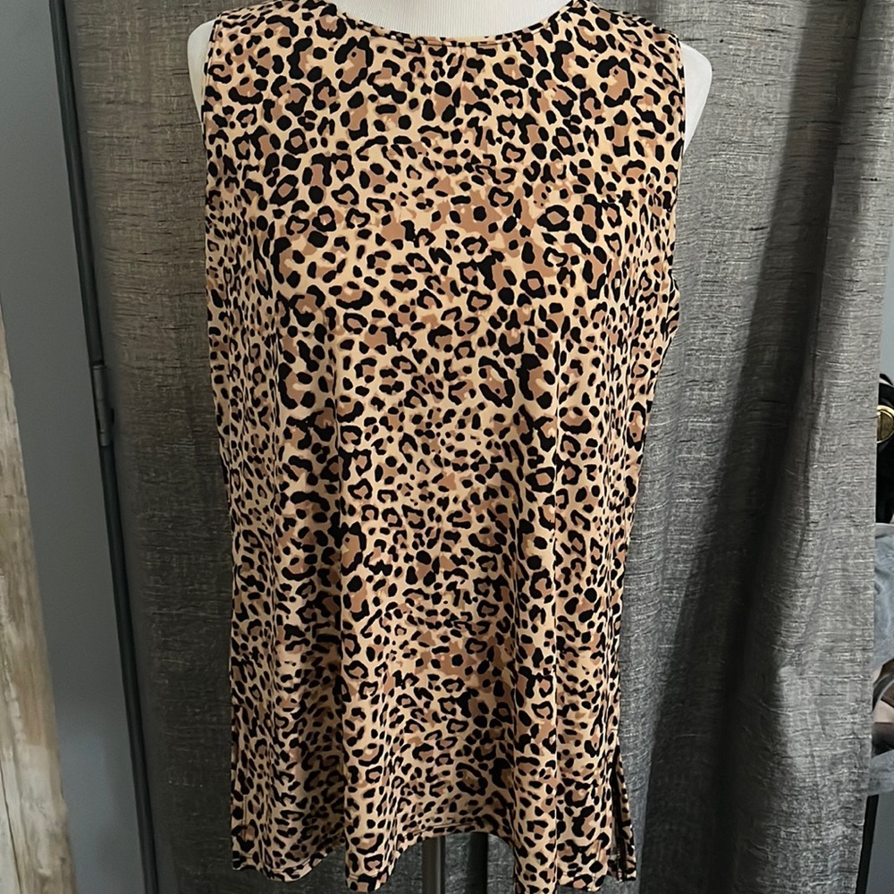 Size large loose fit  tank top